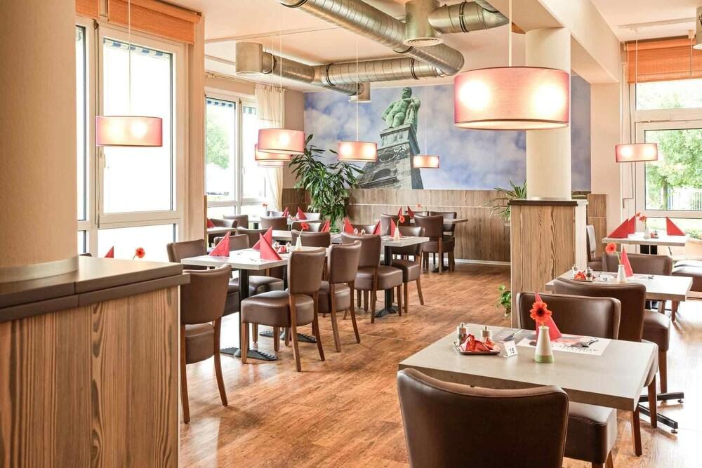 B&B Hotel Kassel-Industriepark מראה חיצוני תמונה